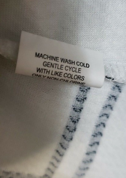 New York Collection Black & White geometric top Sleeve Size Small shell - Picture 3 of 8